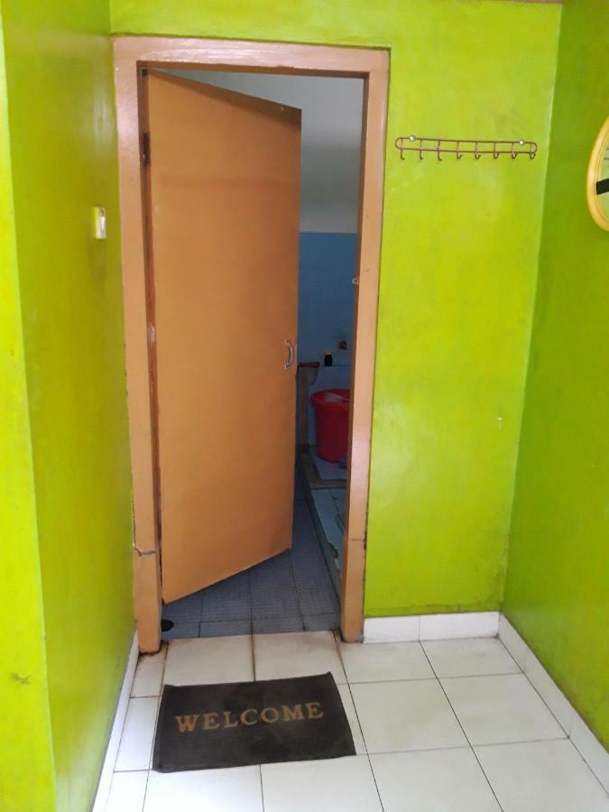 Janti Transit Room Syariah Maguwo Esterno foto